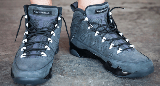 Air Jordan 9 Retro 