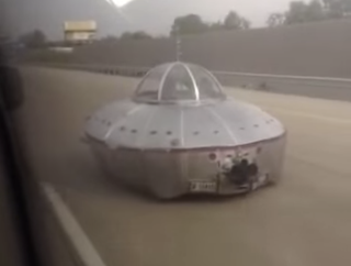 UFO SPOTTING