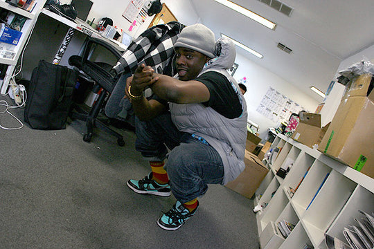 WALE'N OUT.